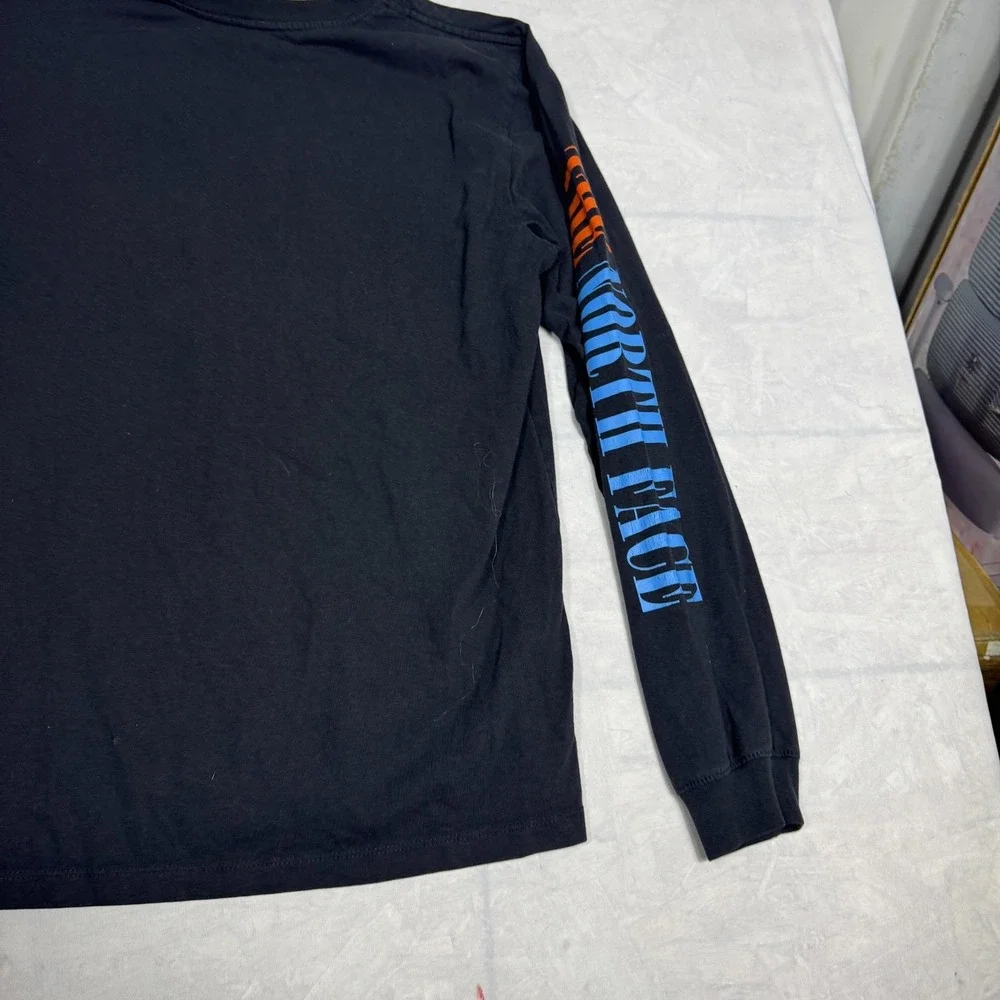 The North Face Mens T-Shirt Black Long Sleeve Everyday Comfort Graphic Tee Large